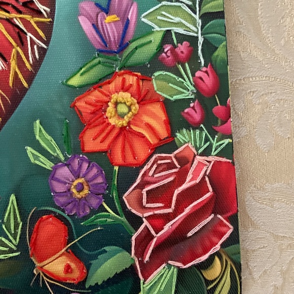 NEW had sewn on canvas heart, 12x8 inches. Hand embroidered heart. - Picture 4 of 4